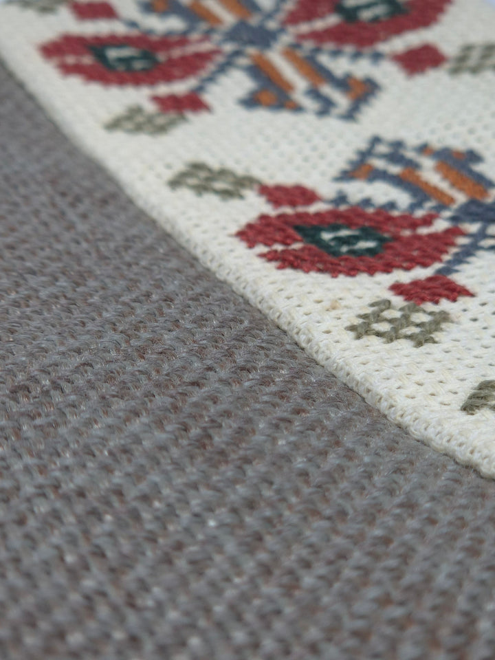 3 Flower Makeup Purse - Beige