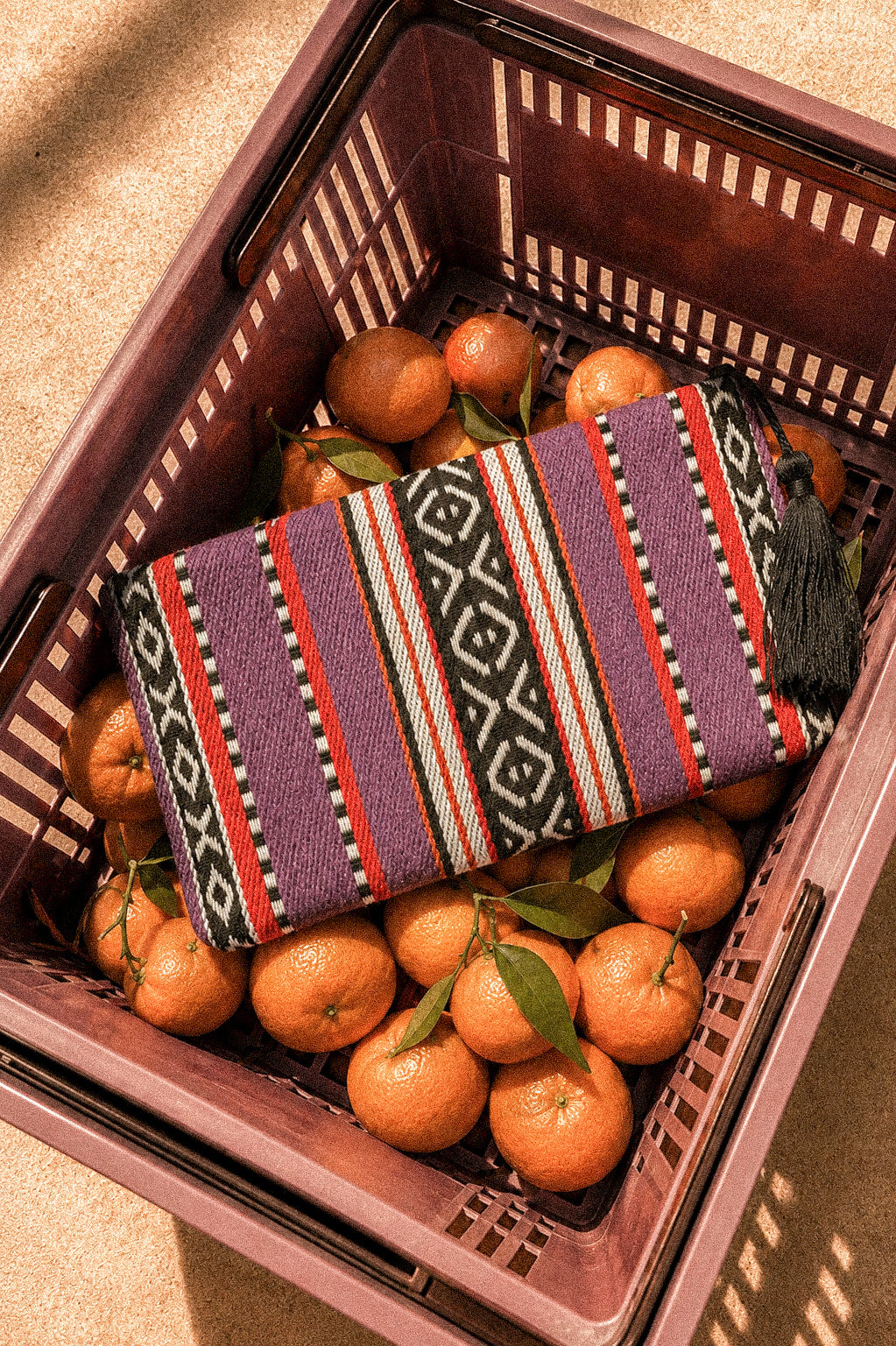 Sadu Clutch